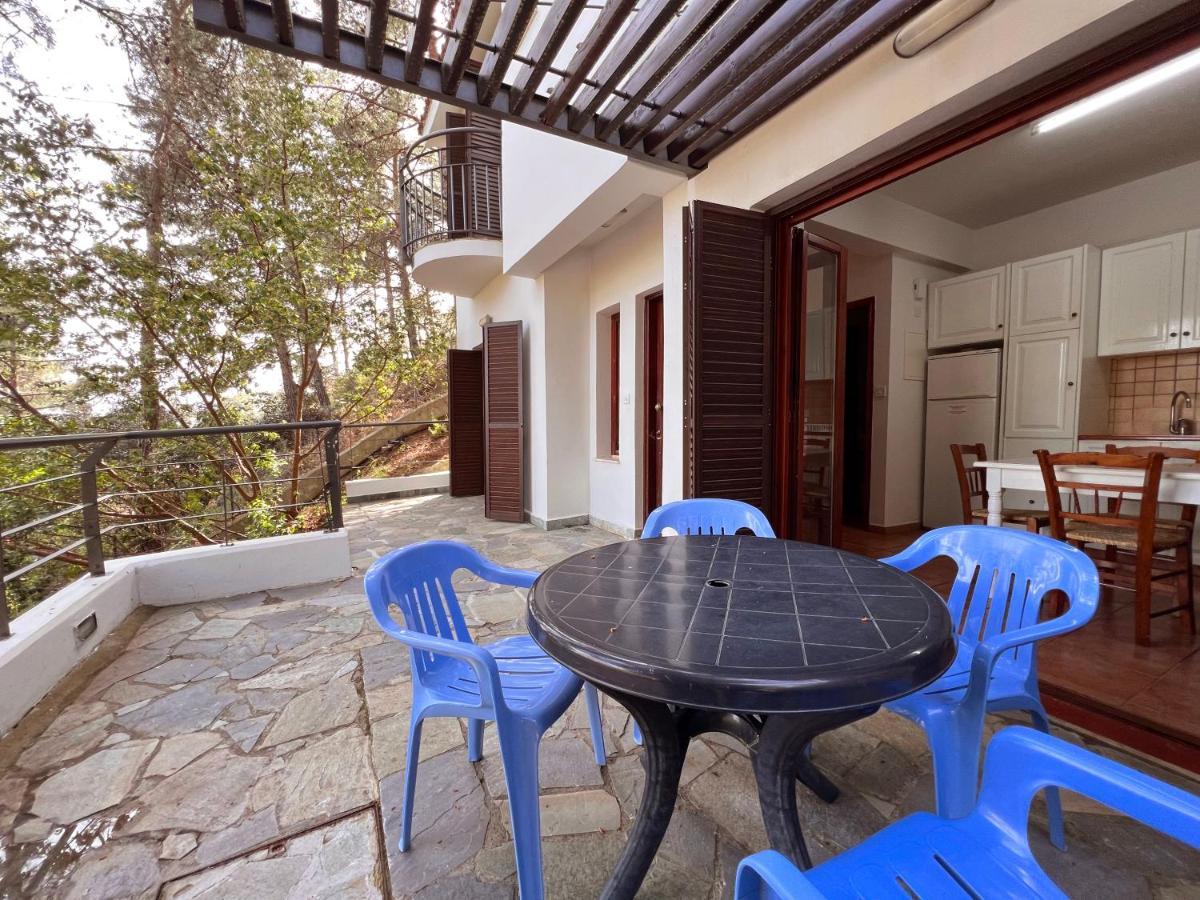 POED Residences Platres Exterior foto